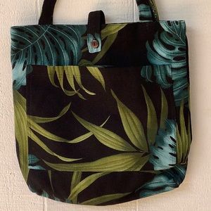 Hawaiian Print Bag Green Black